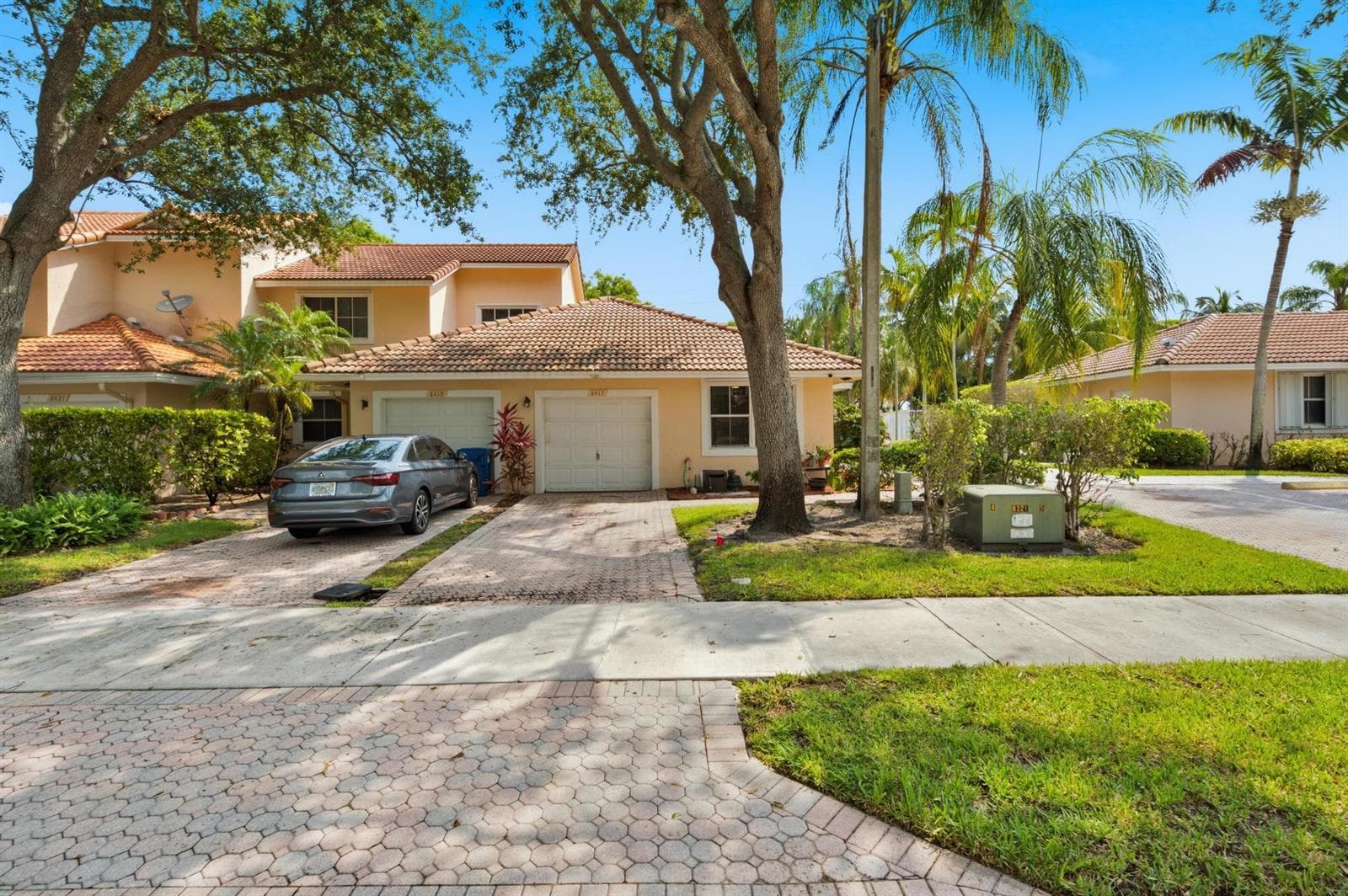 8417 NW 40th Court, Sunrise, FL 33351 photo 2