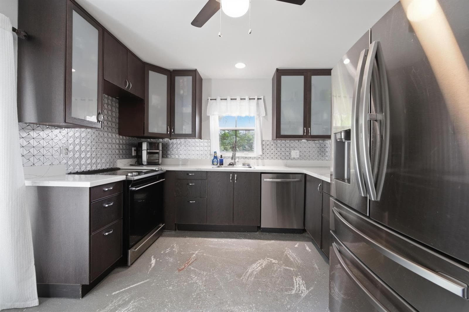 8417 NW 40th Court, Sunrise, FL 33351 photo 5