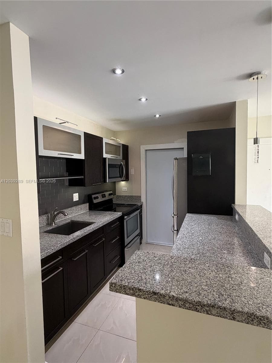 13872 SW 90th Ave # 210-FF, Miami, FL 33176 photo 4
