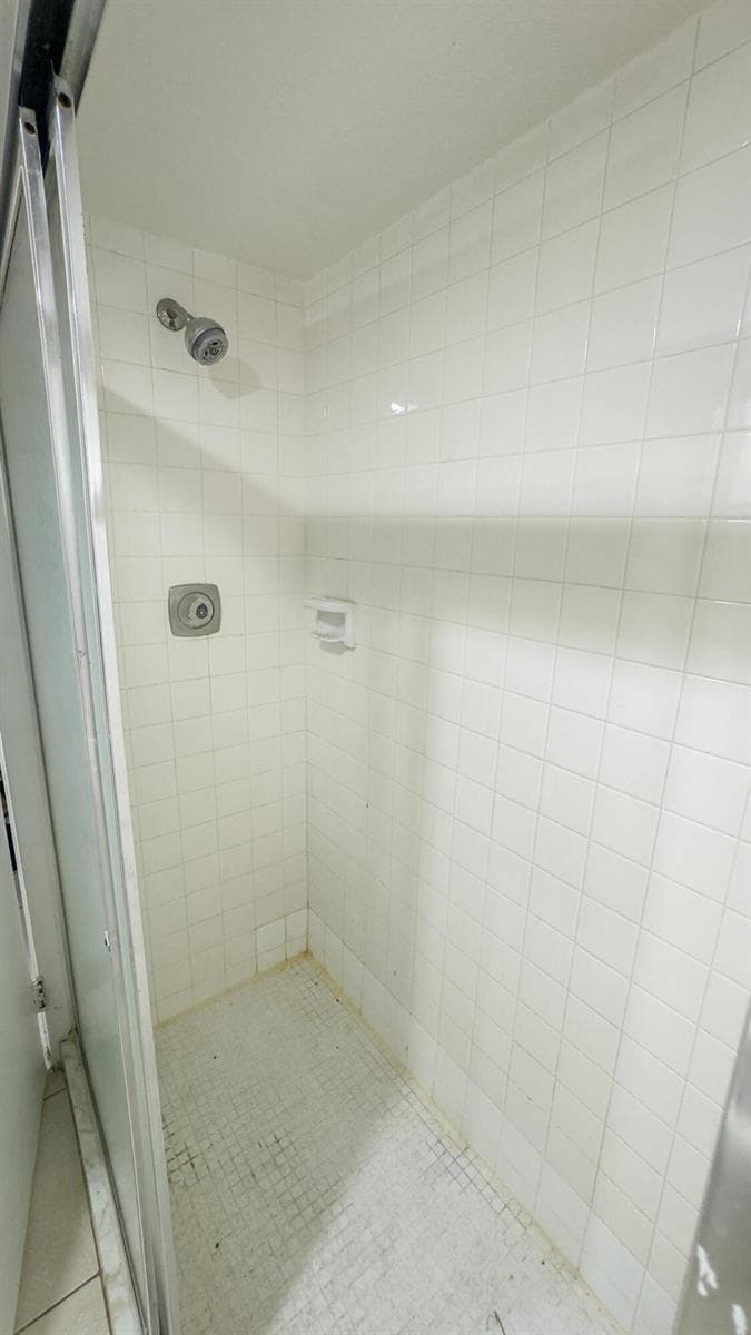 407 Arabian Road, Palm Springs, FL 33461 photo 4