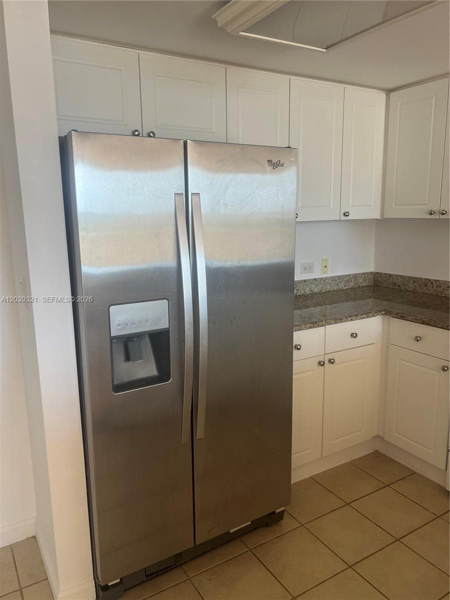 19501 W Country Club Dr # 611, Aventura, FL 33180 photo 4