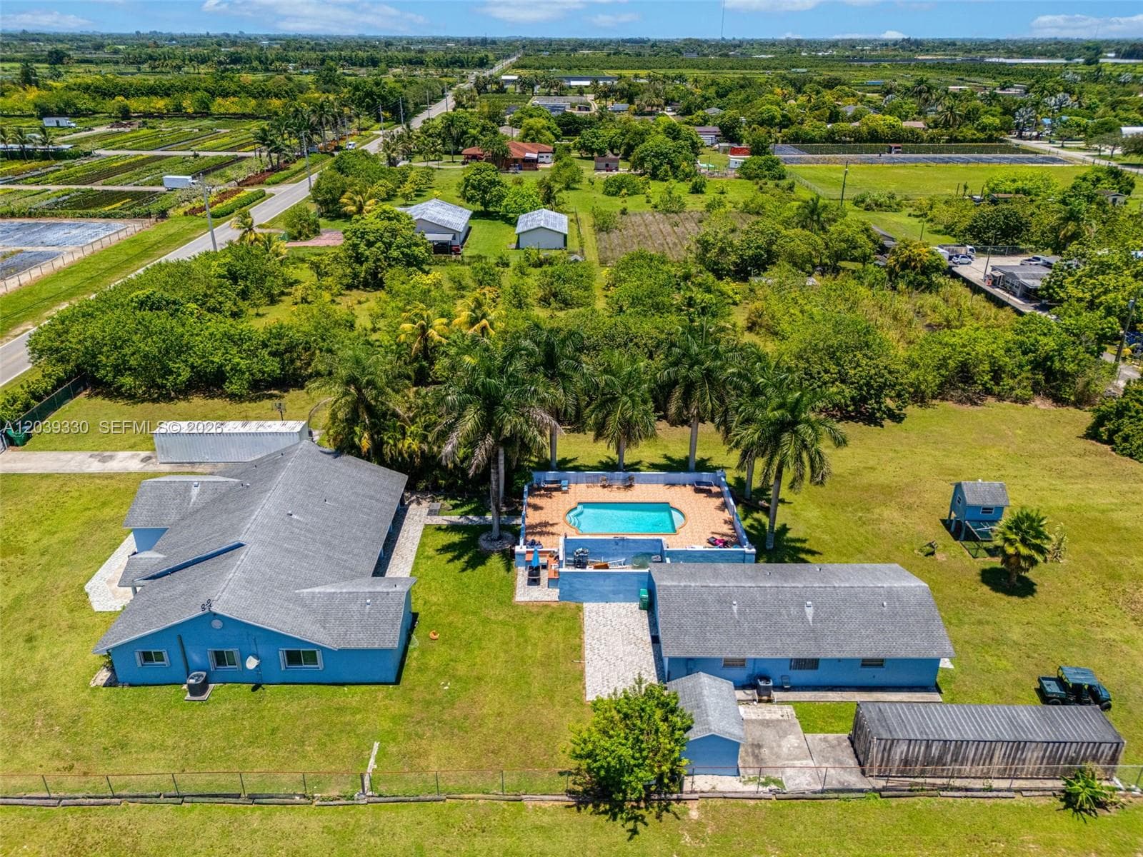 20950 SW 232nd St, Miami, FL 33170 photo 2