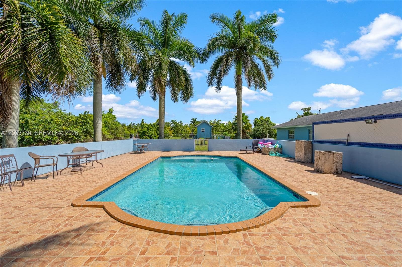20950 SW 232nd St, Miami, FL 33170 photo 4