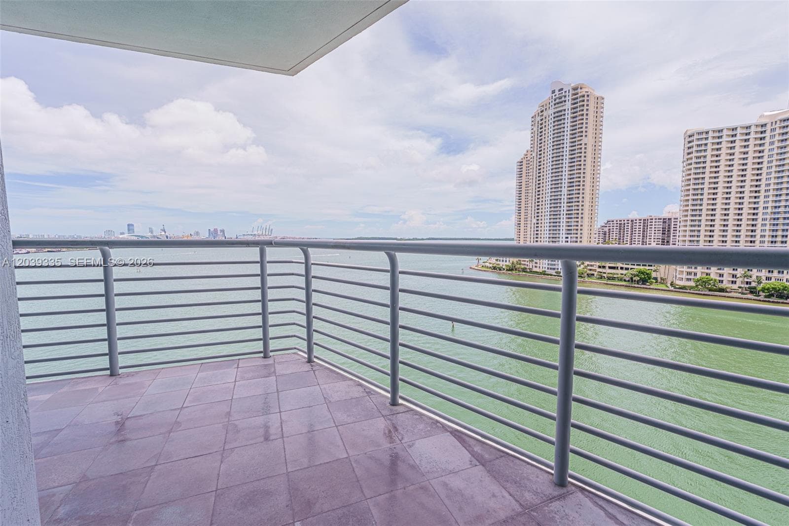 335 S Biscayne Blvd # 1009, Miami, FL 33131 photo 4