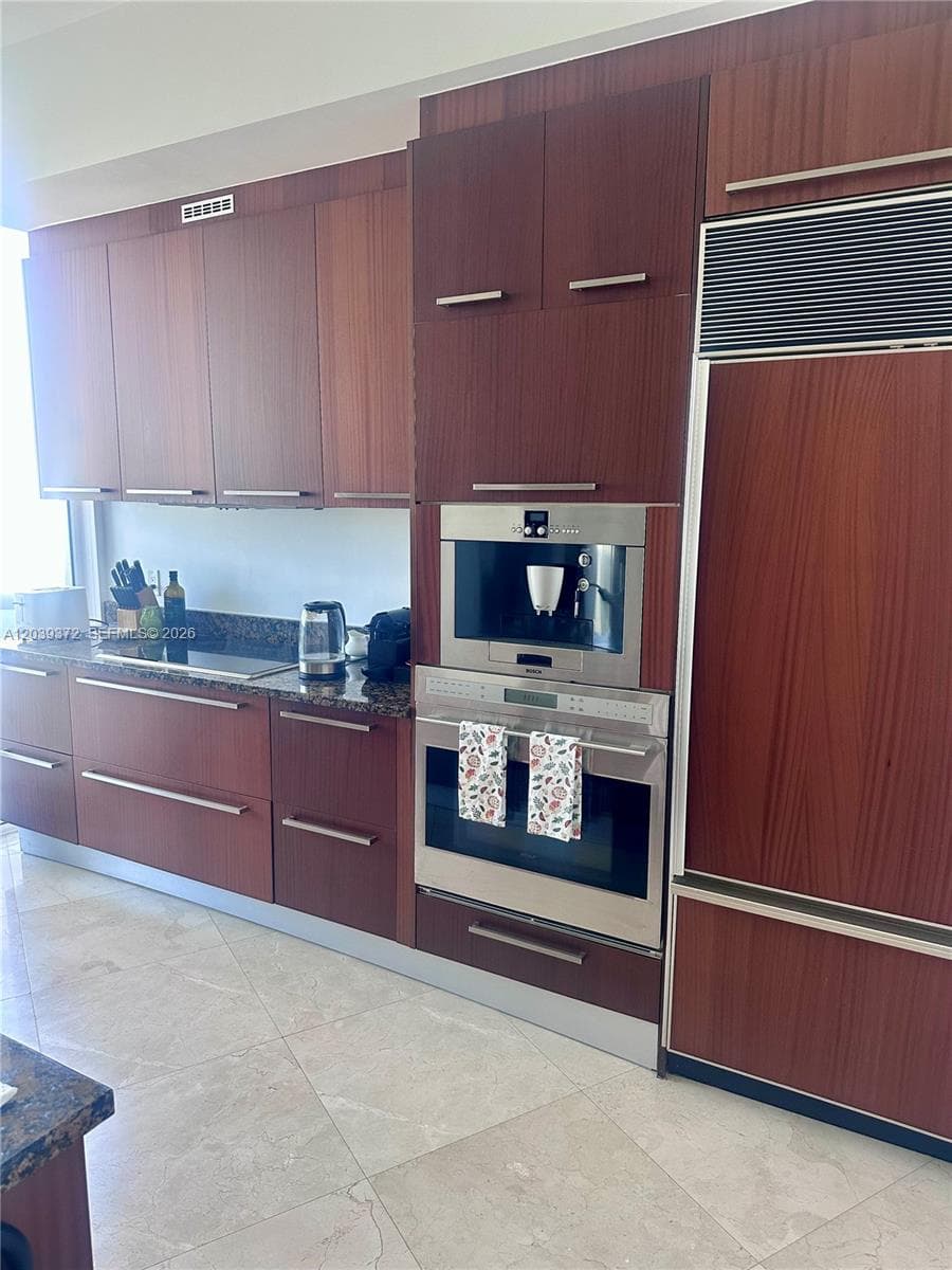 15811 Collins Ave # 1505, Sunny Isles Beach, FL 33160 photo 3