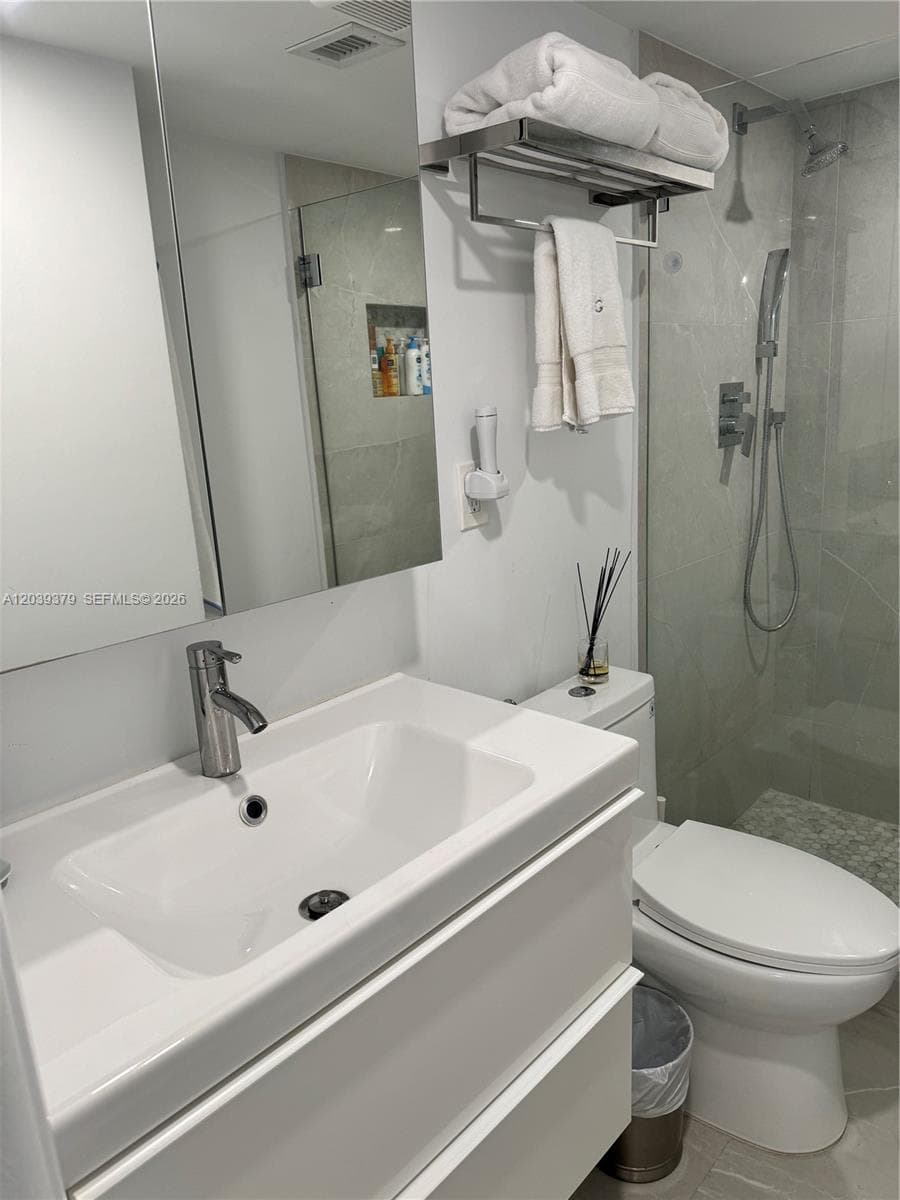 1865 Brickell Ave # A1411, Miami, FL 33129 photo 4