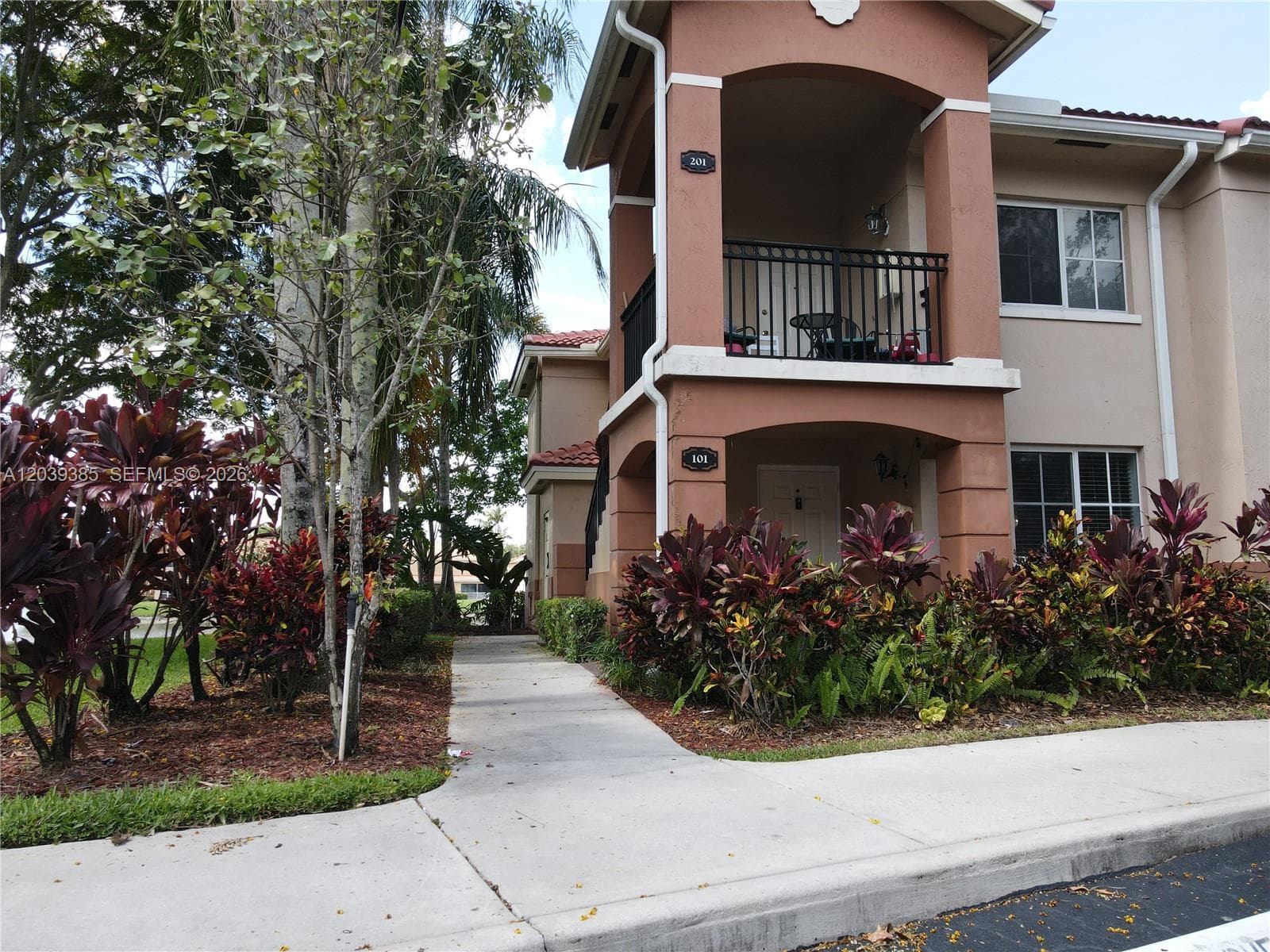 3486 Briar Bay Blvd # 101, West Palm Beach, FL 33411 photo 2