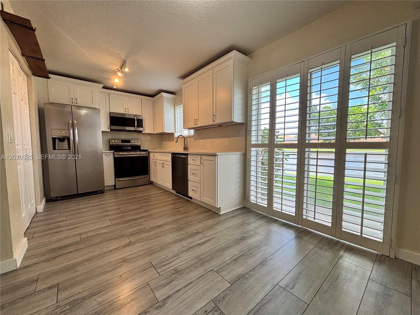 3486 Briar Bay Blvd # 101, West Palm Beach, FL 33411 photo 5