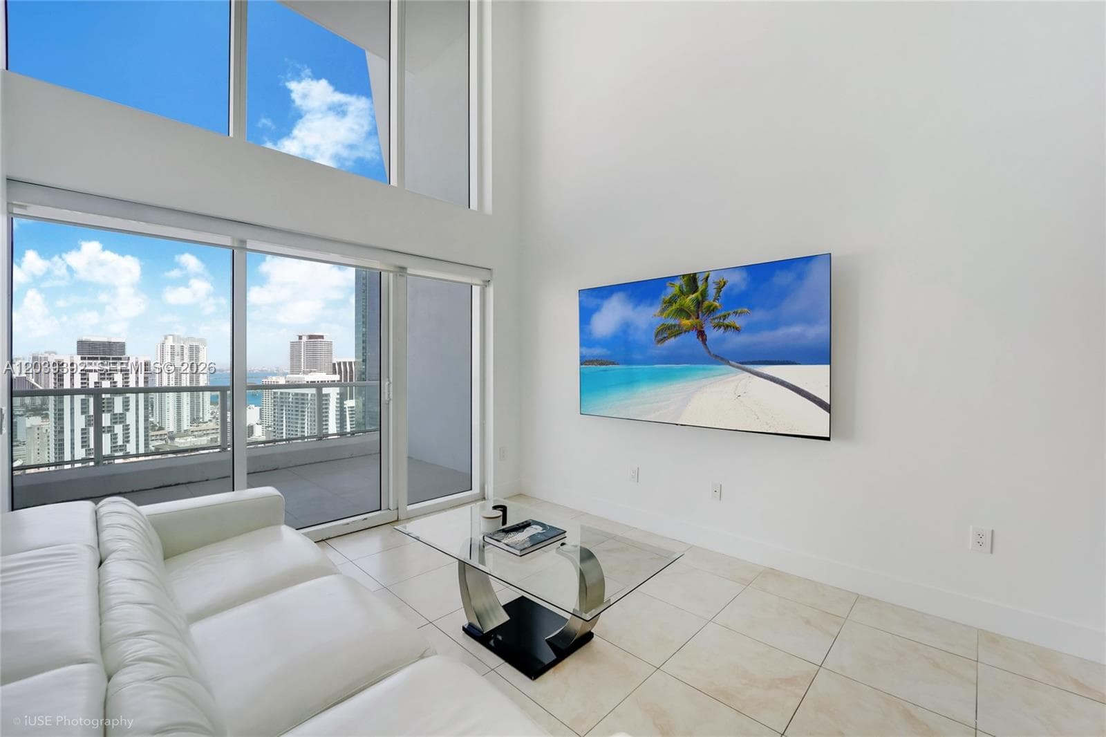 41 SE 5th St # 2409, Miami, FL 33131 photo 2