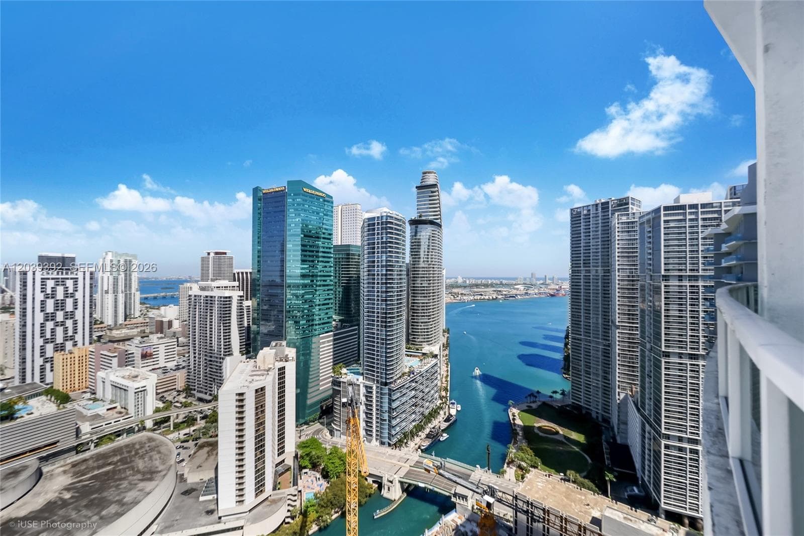 41 SE 5th St # 2409, Miami, FL 33131 photo 5