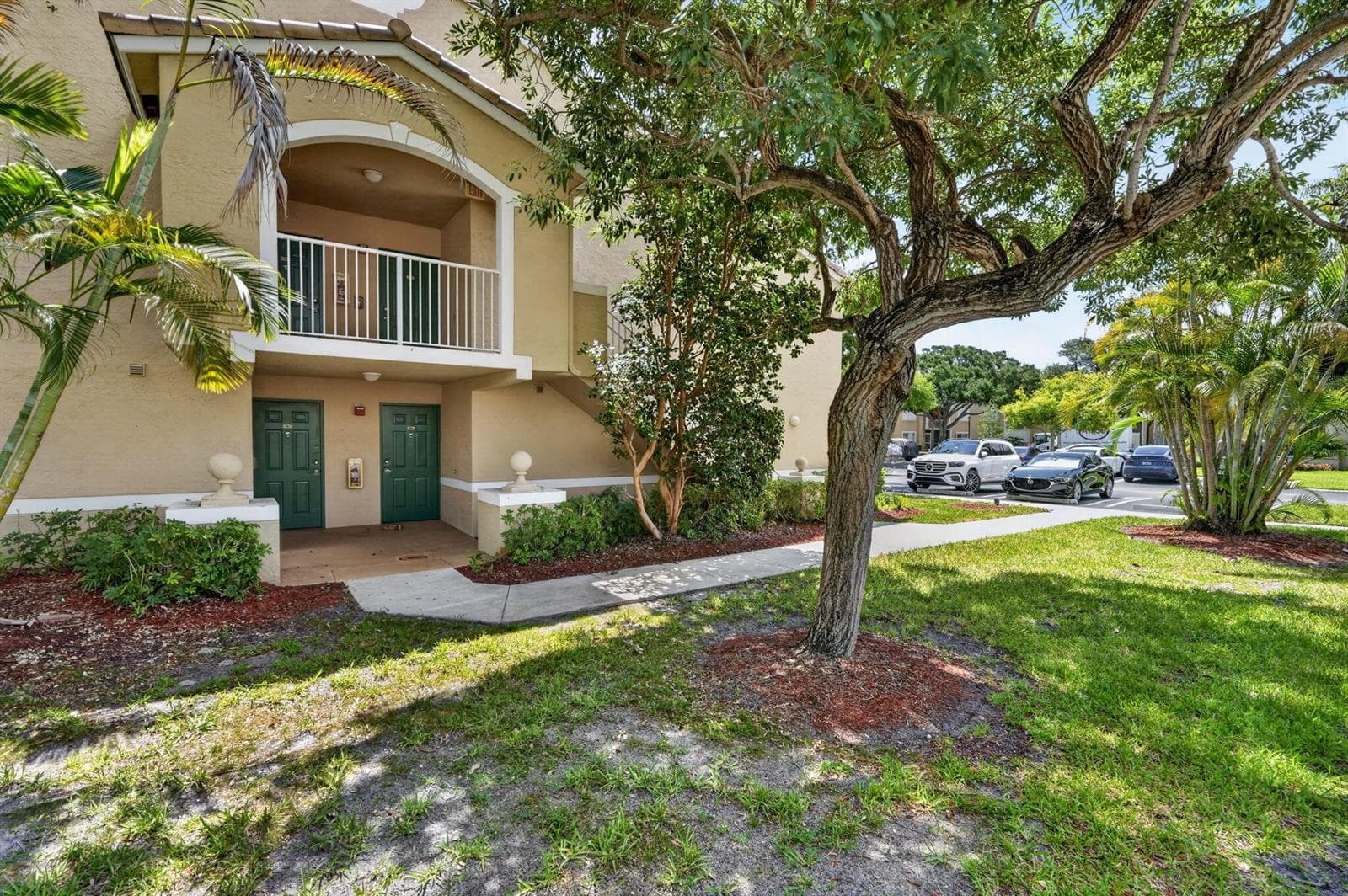 236 Village Boulevard # 1202, Tequesta, FL 33469 photo 2