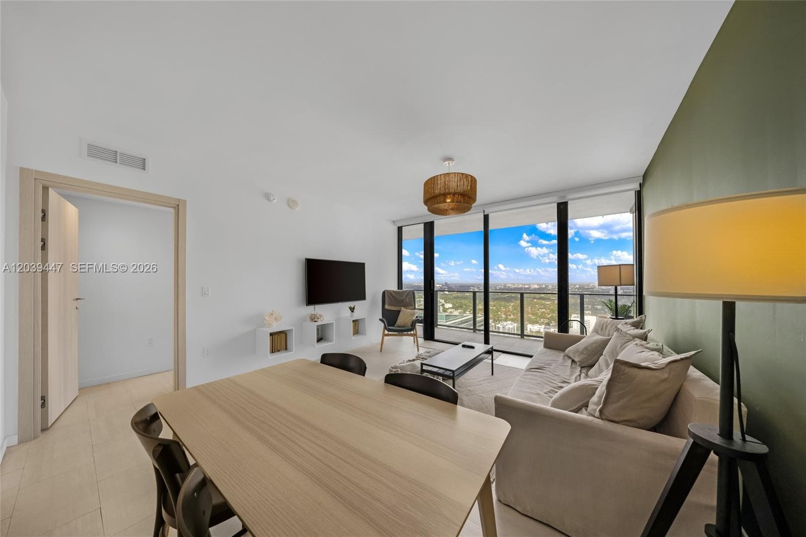 1000 Brickell Plz # 4704, Miami, FL 33131 photo 5