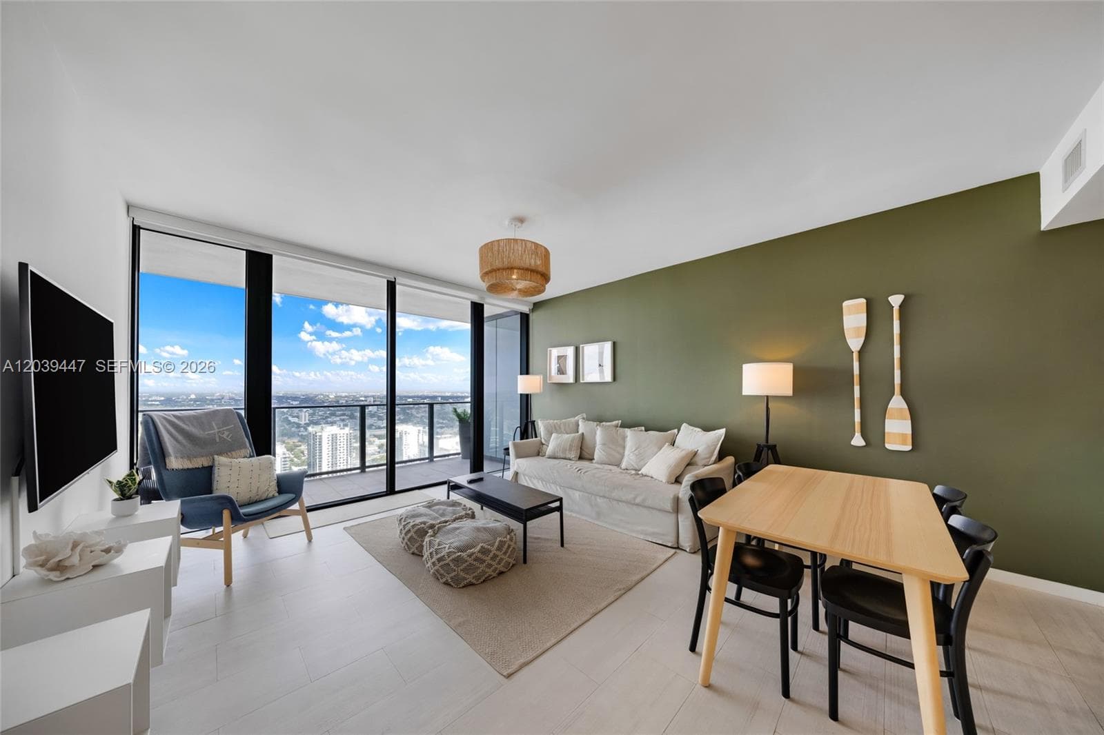 1000 Brickell Plz # 4704, Miami, FL 33131 photo 4