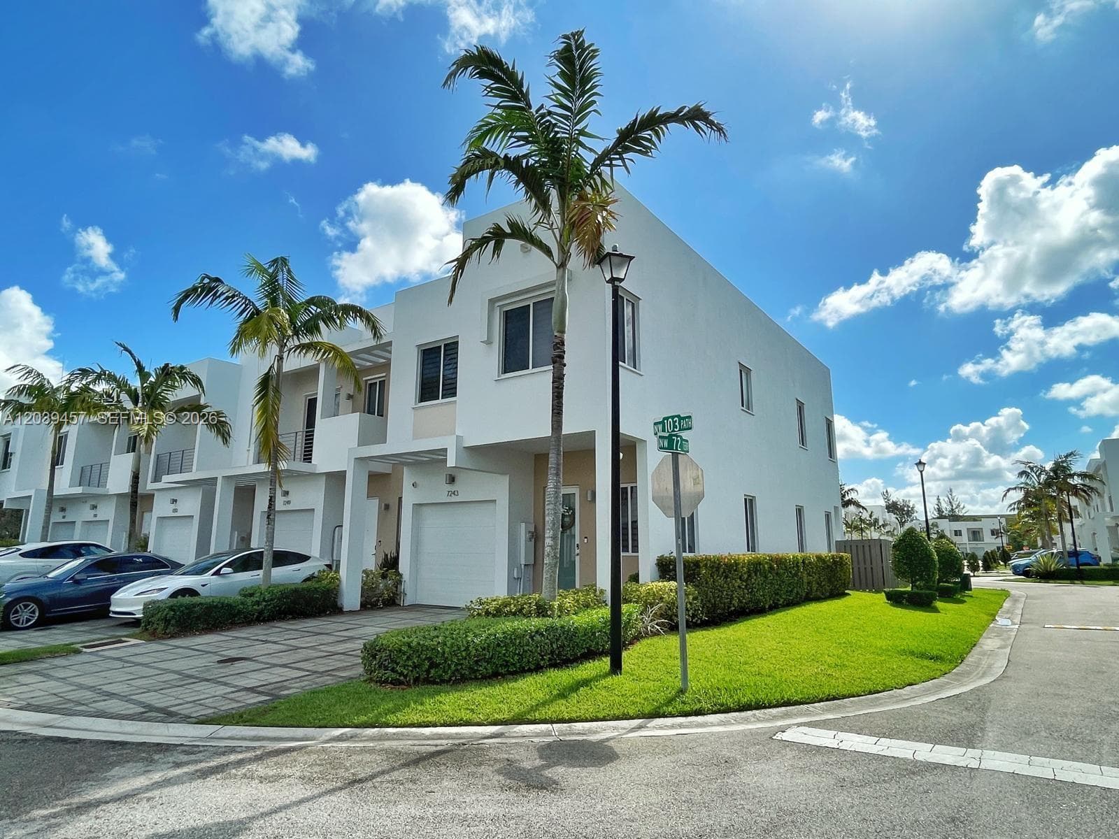 7243 NW 103rd Path, Doral, FL 33178 photo 4