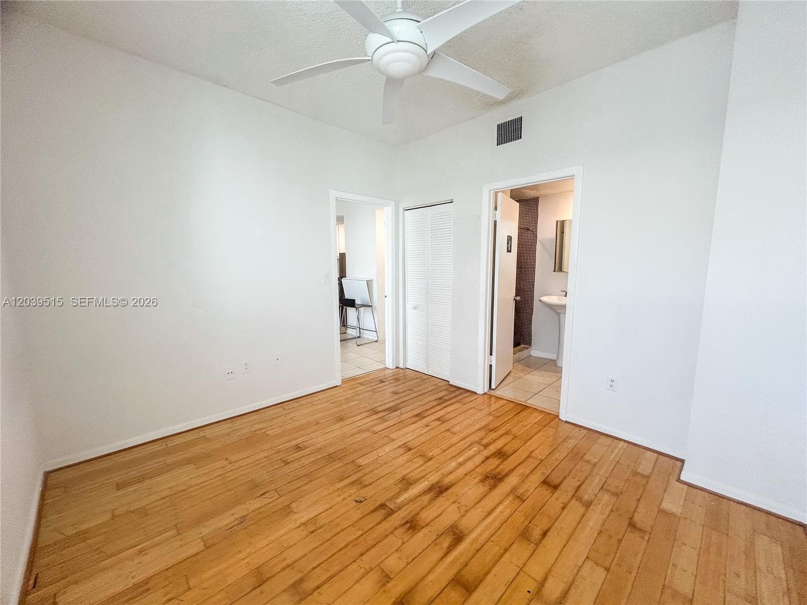 1218 Drexel Ave # 204, Miami Beach, FL 33139 photo 5
