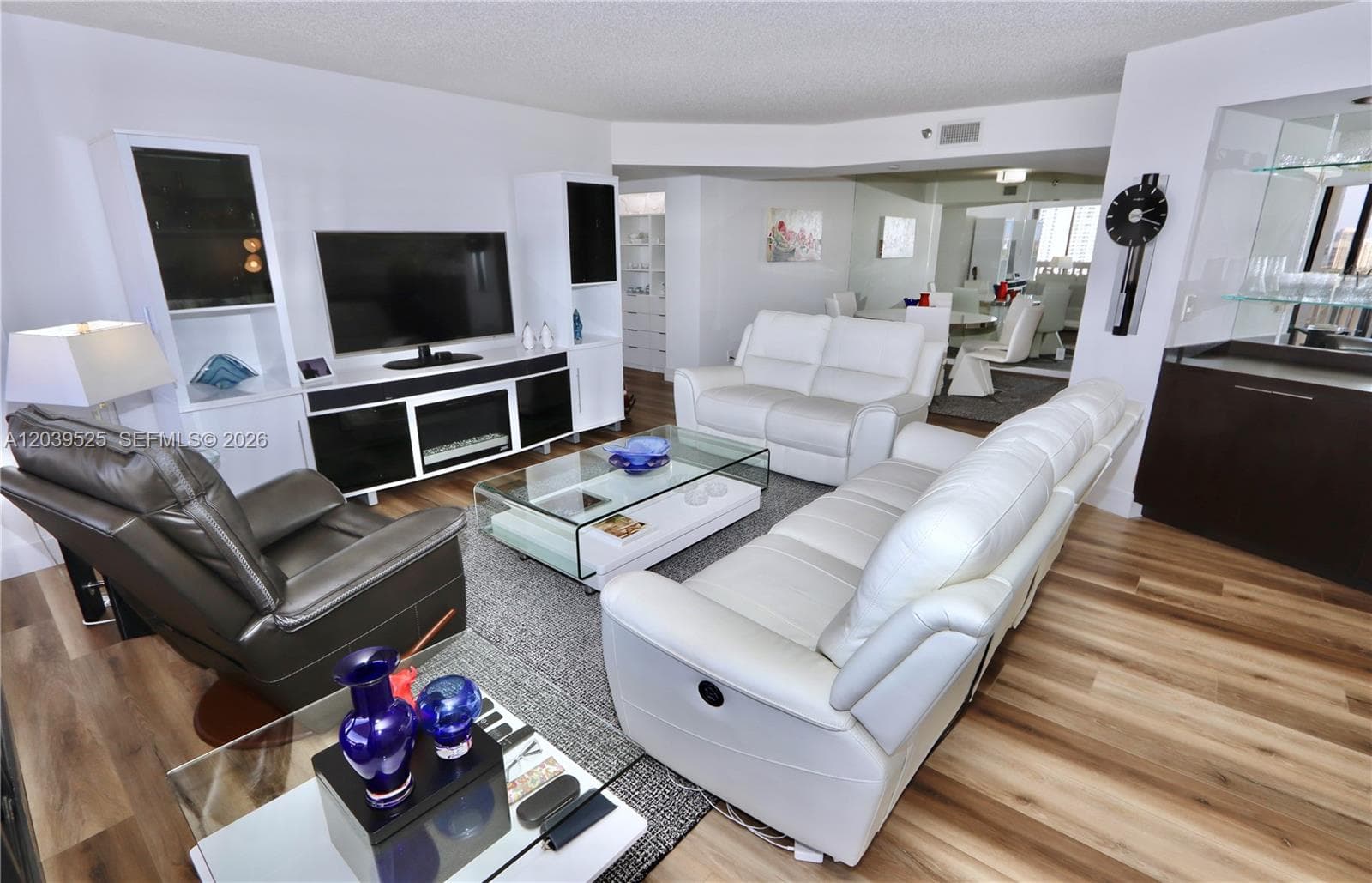 1000 Island Blvd # 2005, Aventura, FL 33160 photo 4