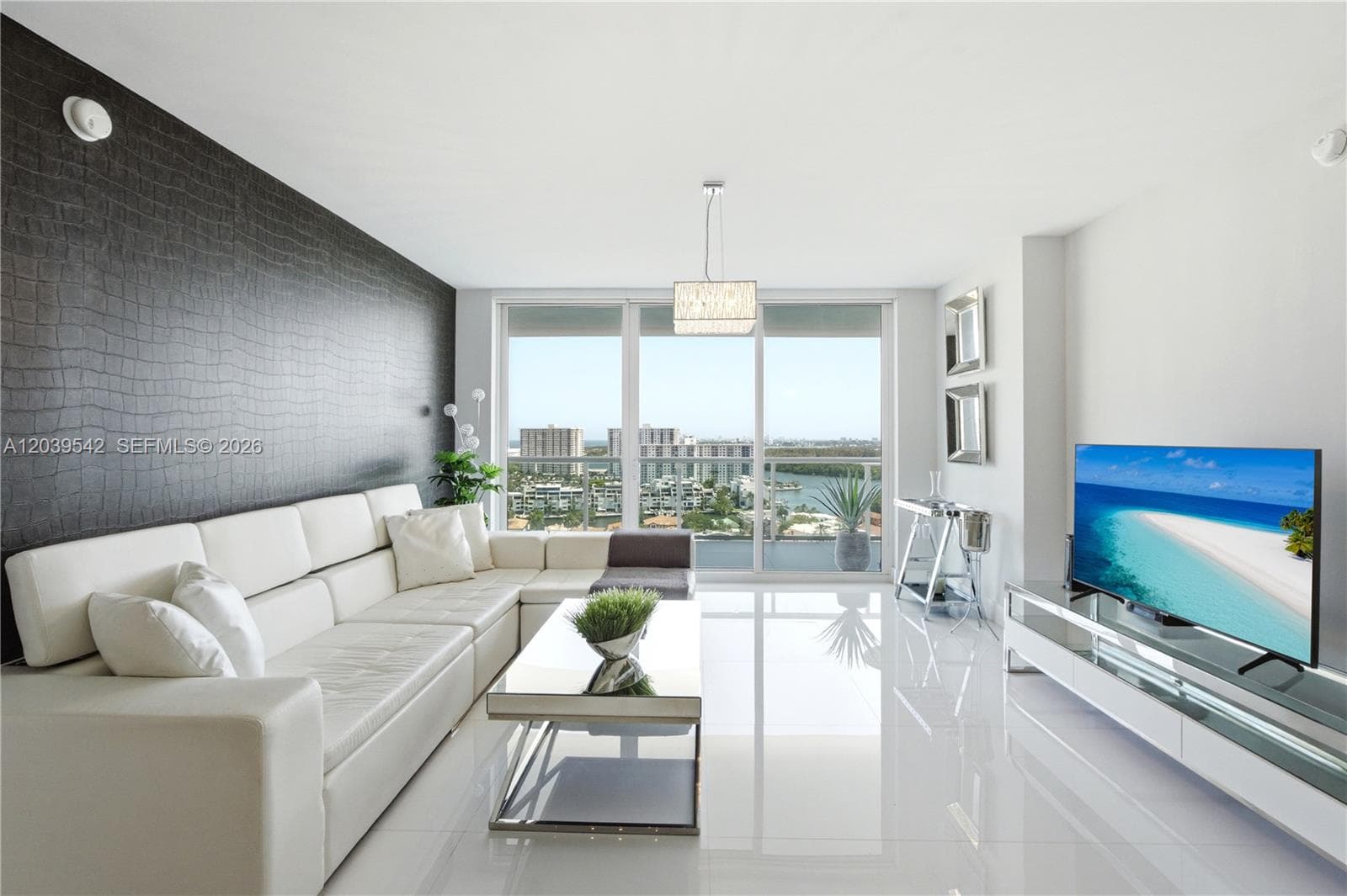 400 Sunny Isles Blvd # 1817, Sunny Isles Beach, FL 33160 photo 5
