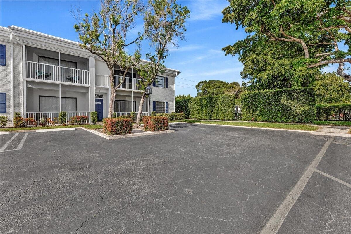 180 Cypress Club Drive # 816, Pompano Beach, FL 33060 photo 3
