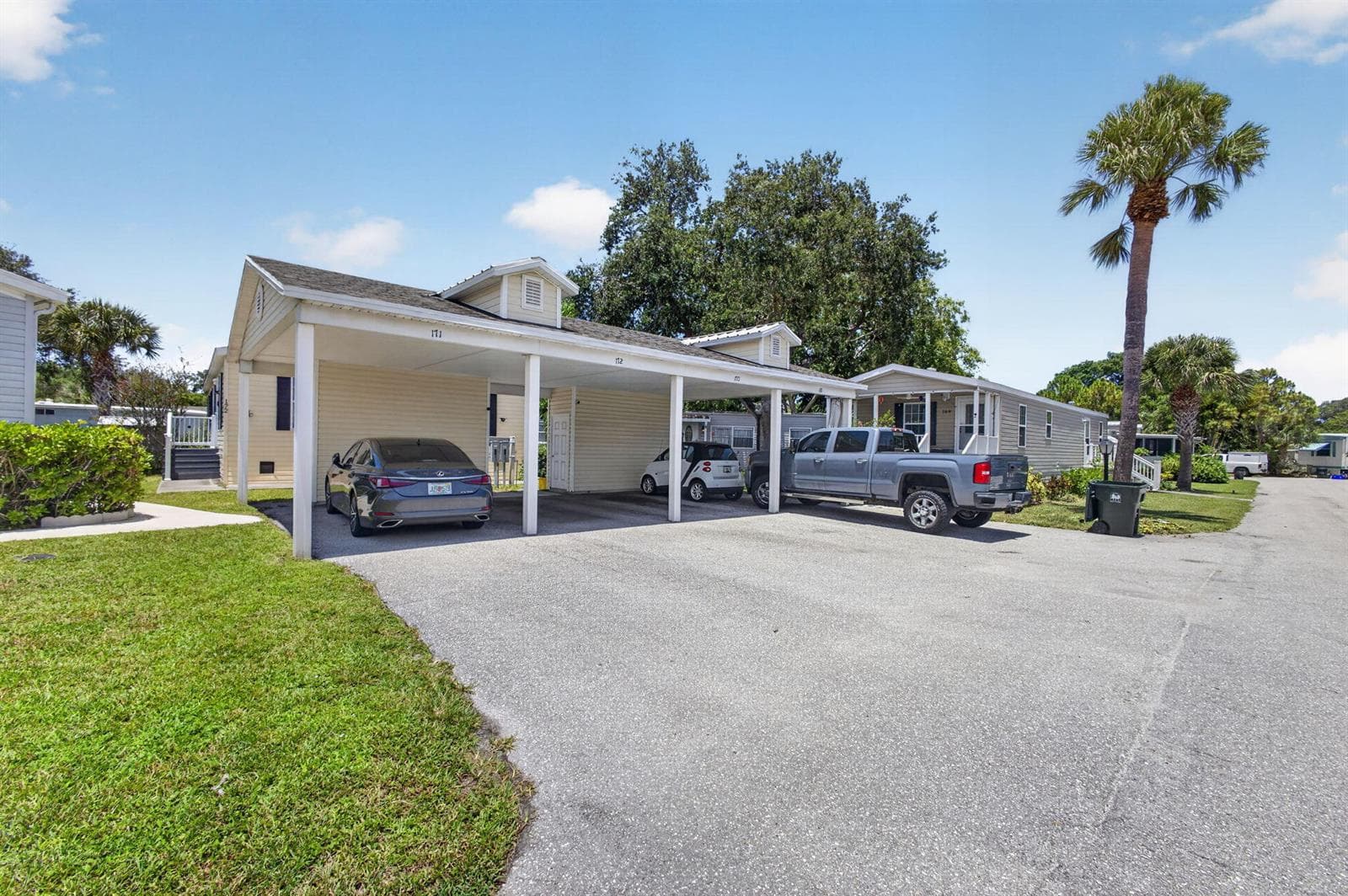 170 Maple Avenue W, Palm Beach Gardens, FL 33410 photo 2