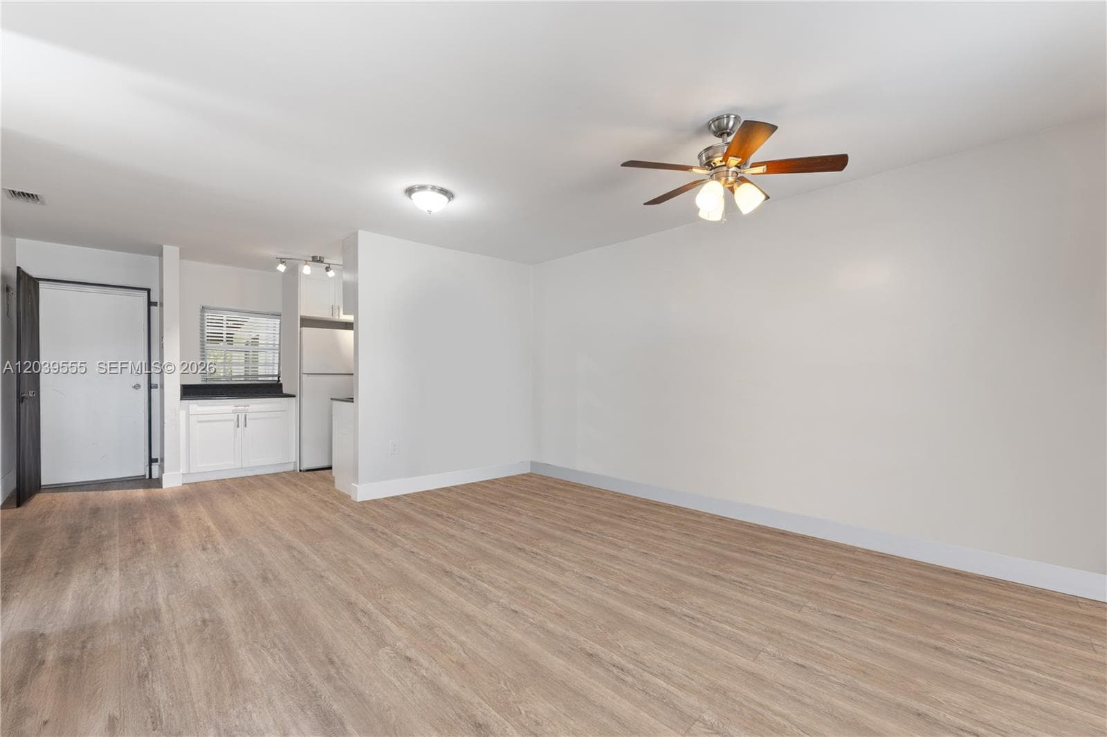 10544 SW 182nd St, Miami, FL 33157 photo 2
