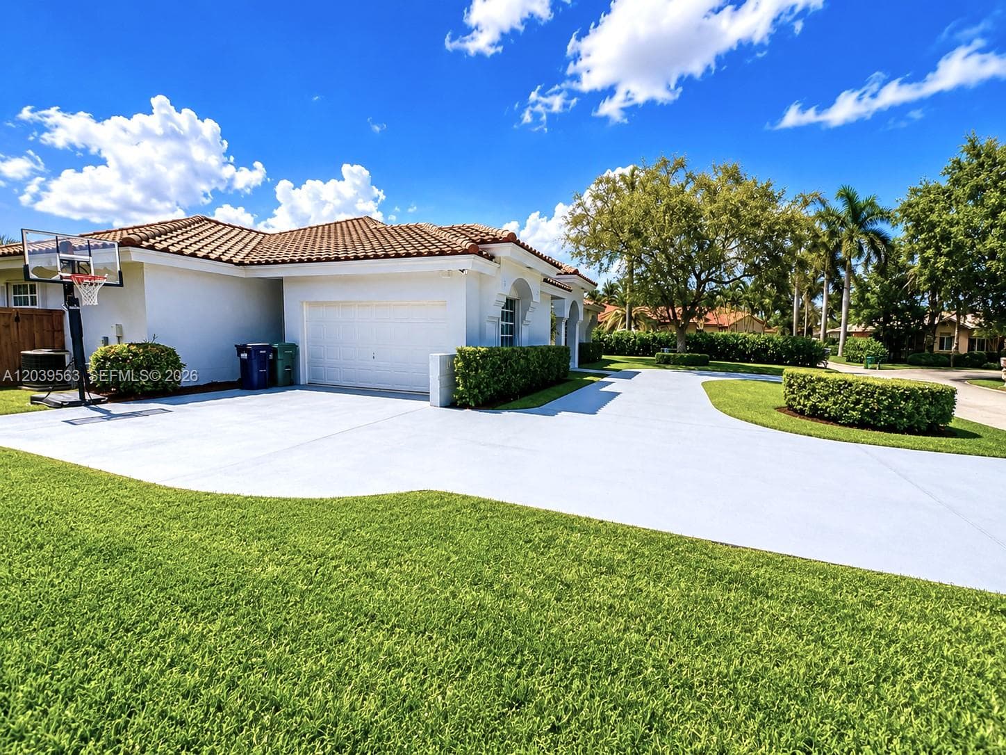 15690 SW 153rd Ct, Miami, FL 33187 photo 5
