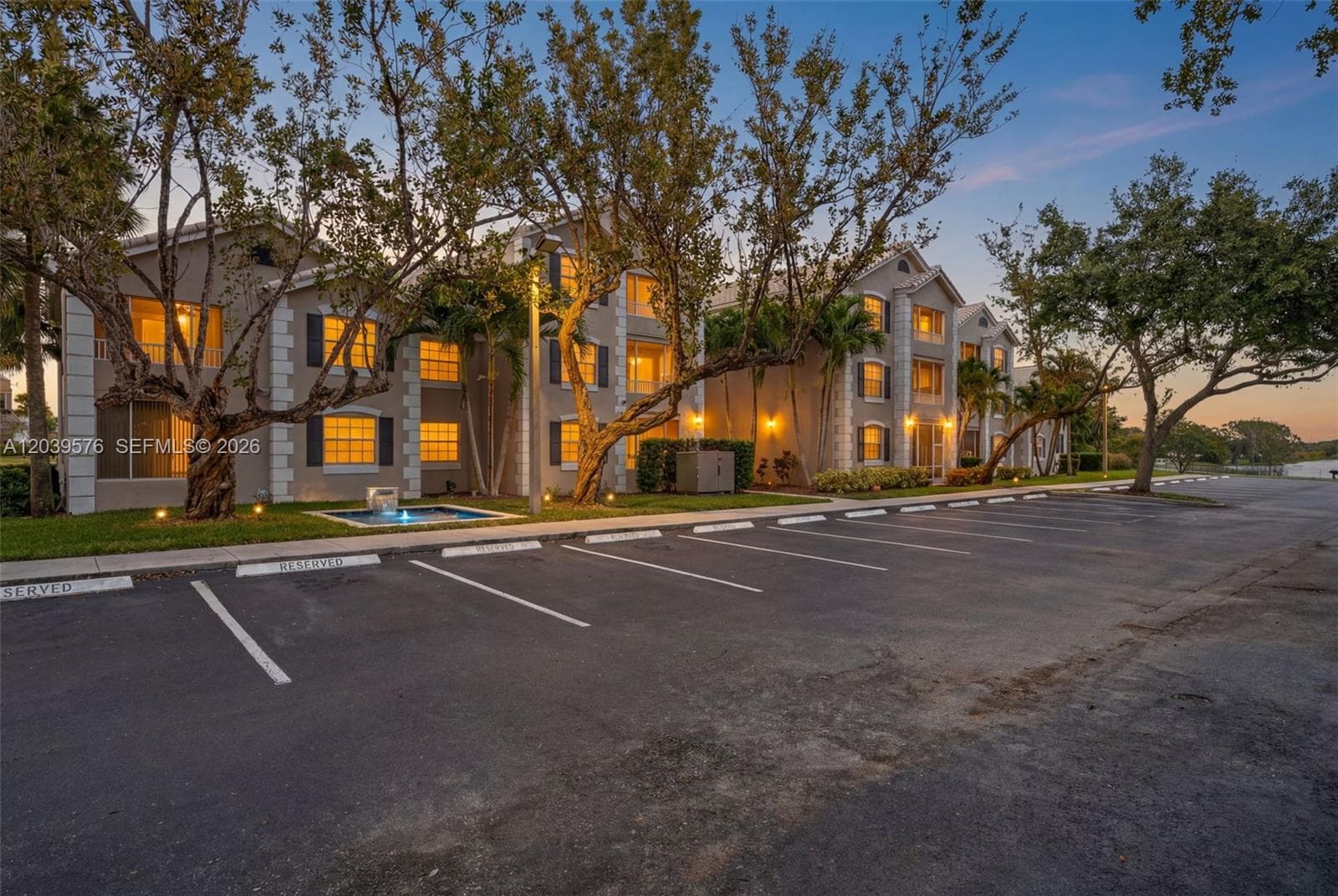 2841 N Oakland Forest Dr # 110, Oakland Park, FL 33309 photo 3