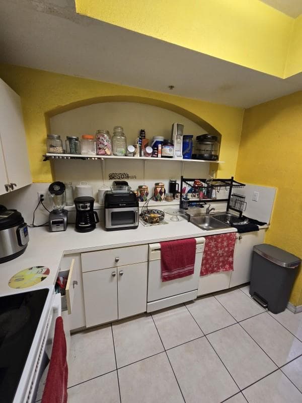 8930 W Flagler Street # 221, Miami, FL 33174 photo 4