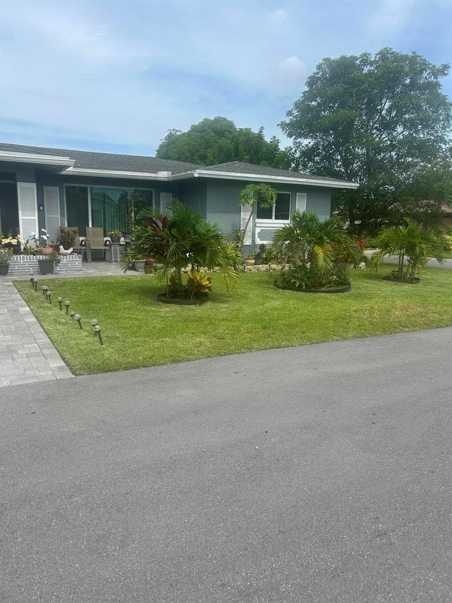 5706 NW 68th Terrace, Tamarac, FL 33321 photo 4