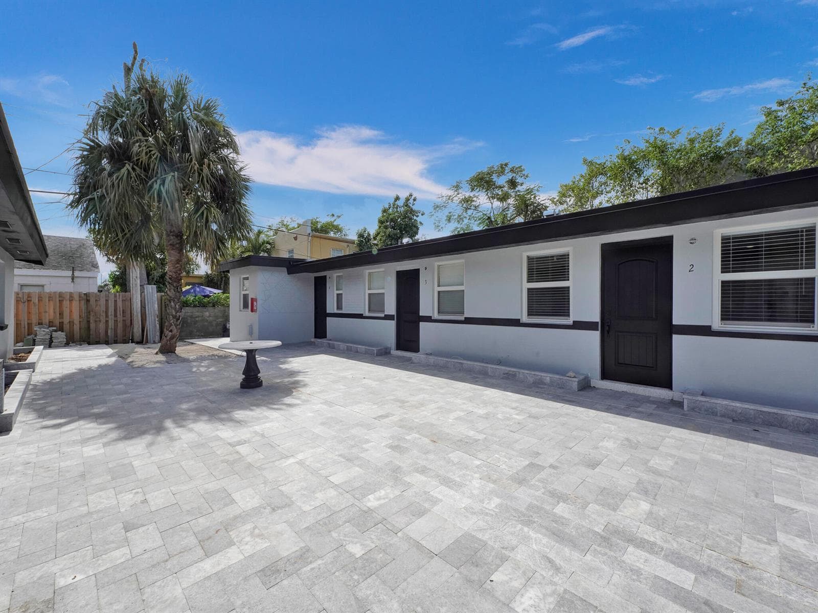332 Walton Boulevard, West Palm Beach, FL 33405 photo 2