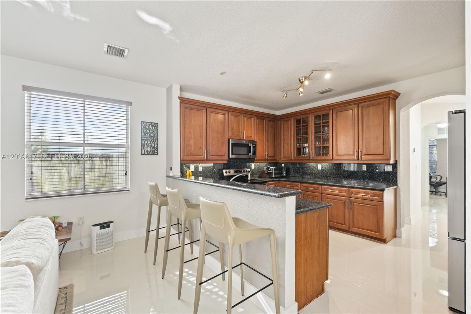 11558 NW 84th  St, Doral, FL 33178 photo 2
