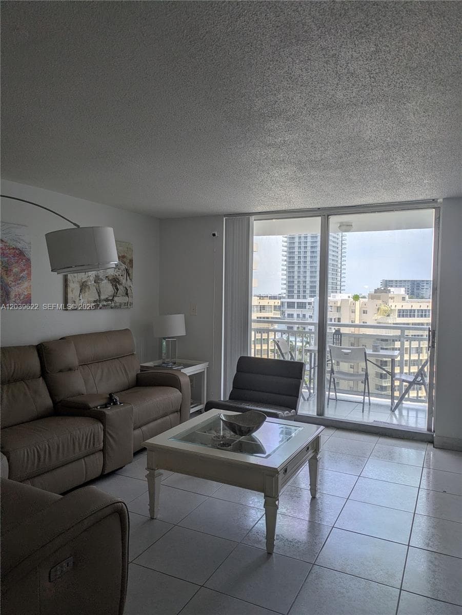 1849 S Ocean Dr # 1407, Hallandale Beach, FL 33009 photo 4