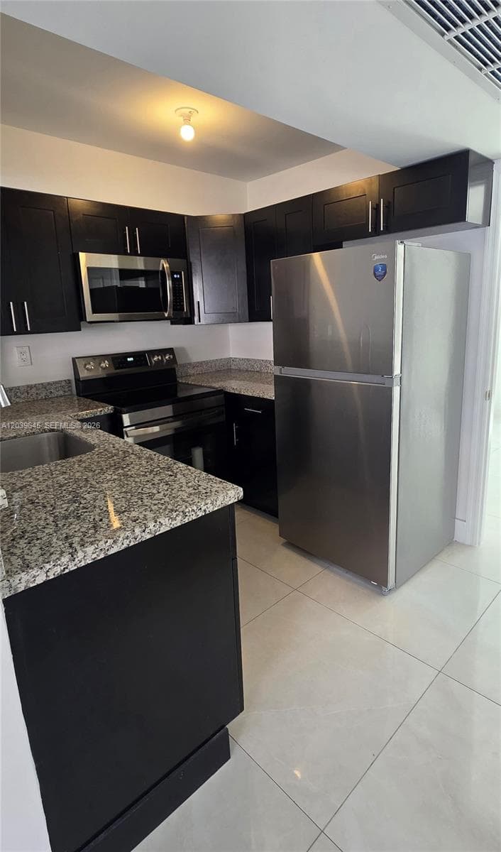2154 W 60th St # 12111, Hialeah, FL 33016 photo 4