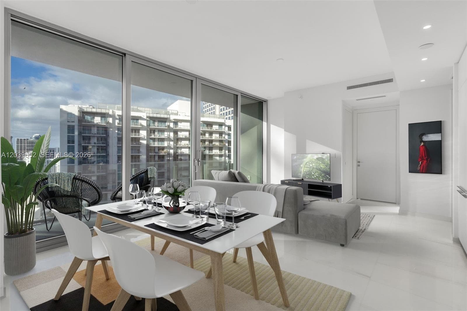 300 Biscayne Blvd Way # 4008, Miami, FL 33131 photo 2