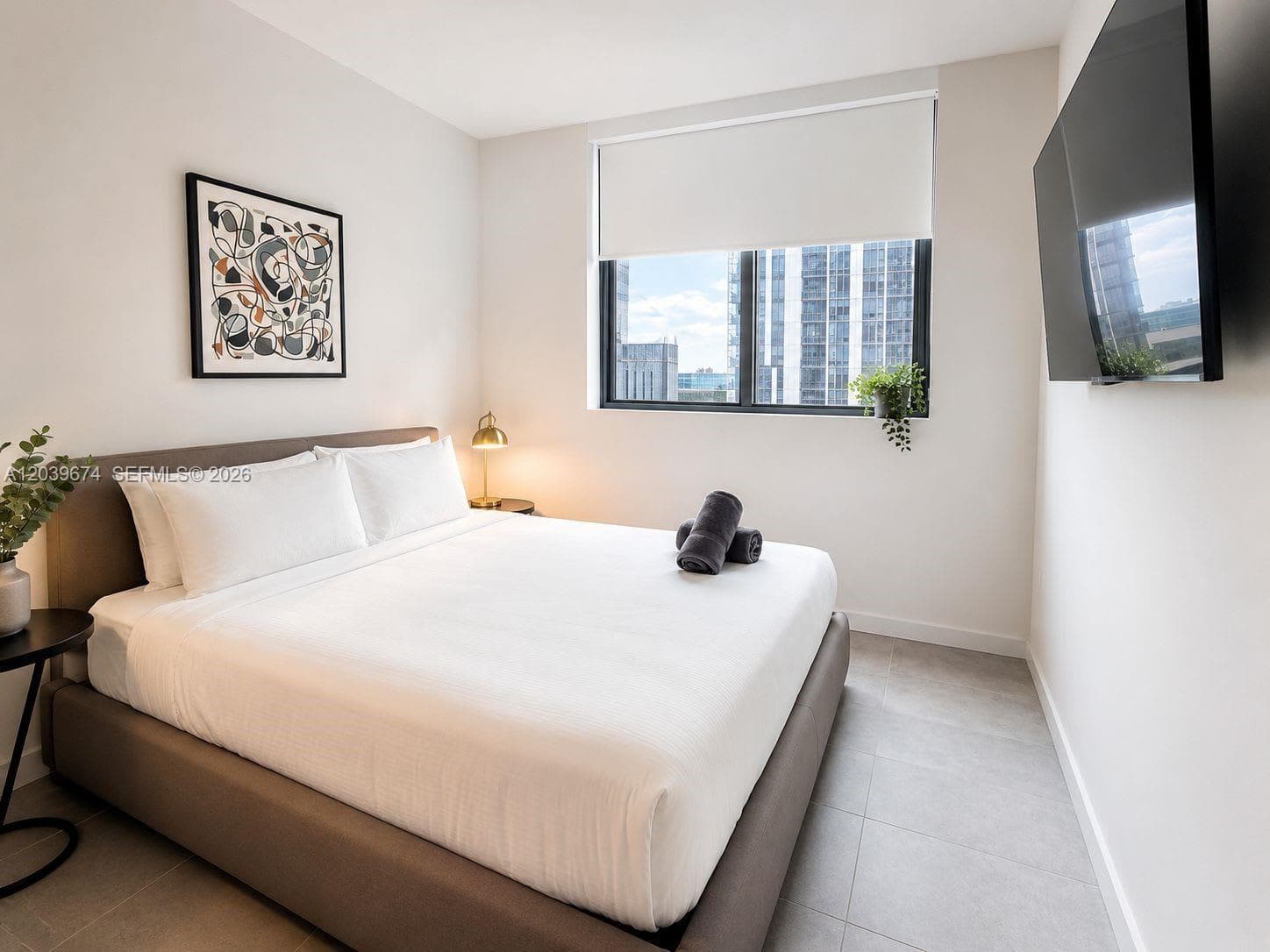 121 NE 5th St # 2408, Miami, FL 33132 photo 3