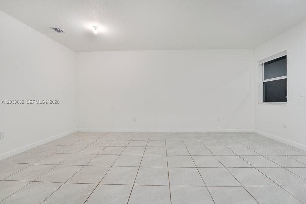 2615 SE 11th St # 2615, Homestead, FL 33035 photo 3