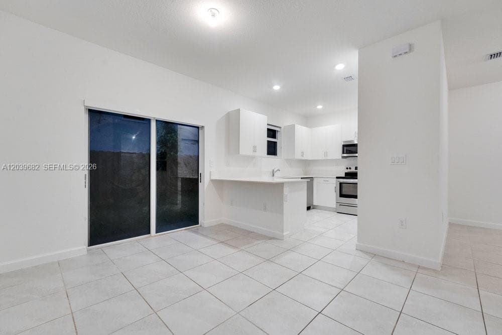 2615 SE 11th St # 2615, Homestead, FL 33035 photo 5