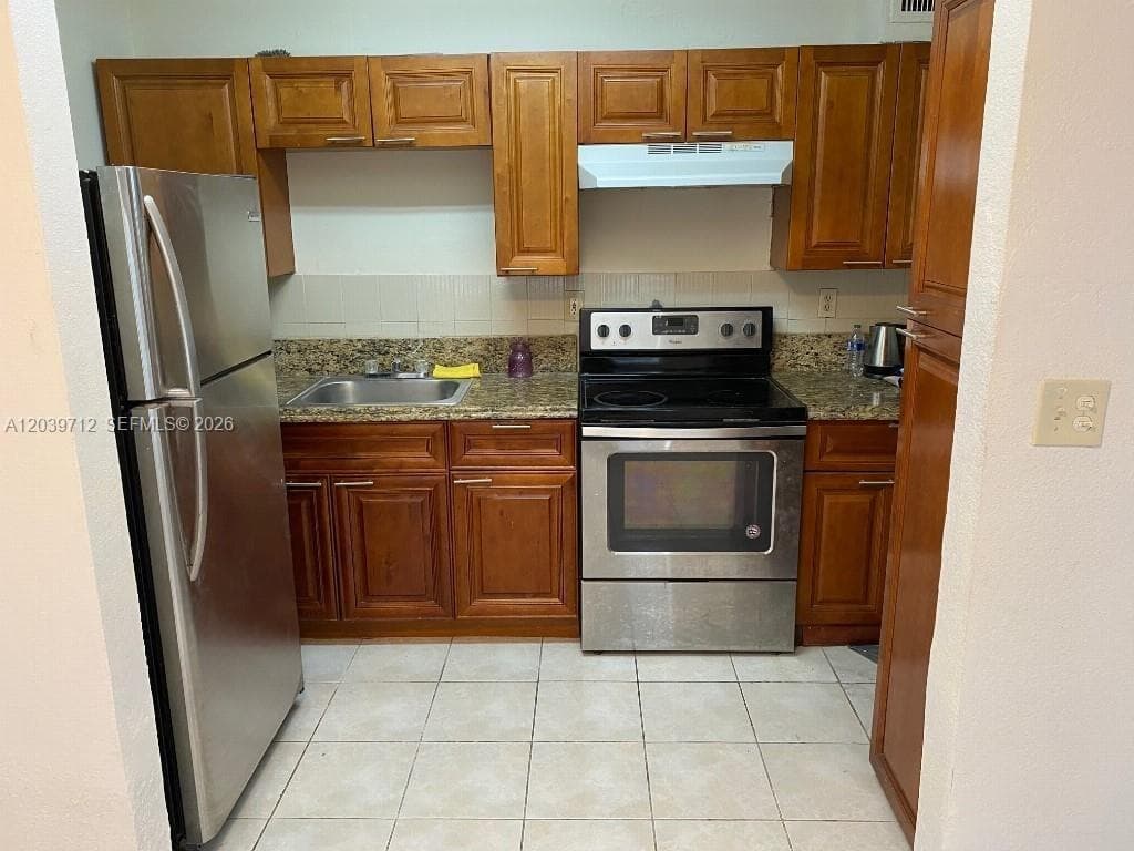 4717 SW 33rd Ave # 102, Dania Beach, FL 33312 photo 3