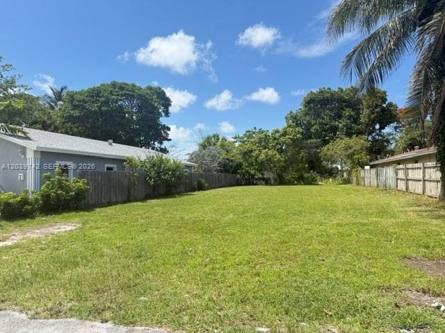 213 NW 12th St, Pompano Beach, FL 33060 photo 2