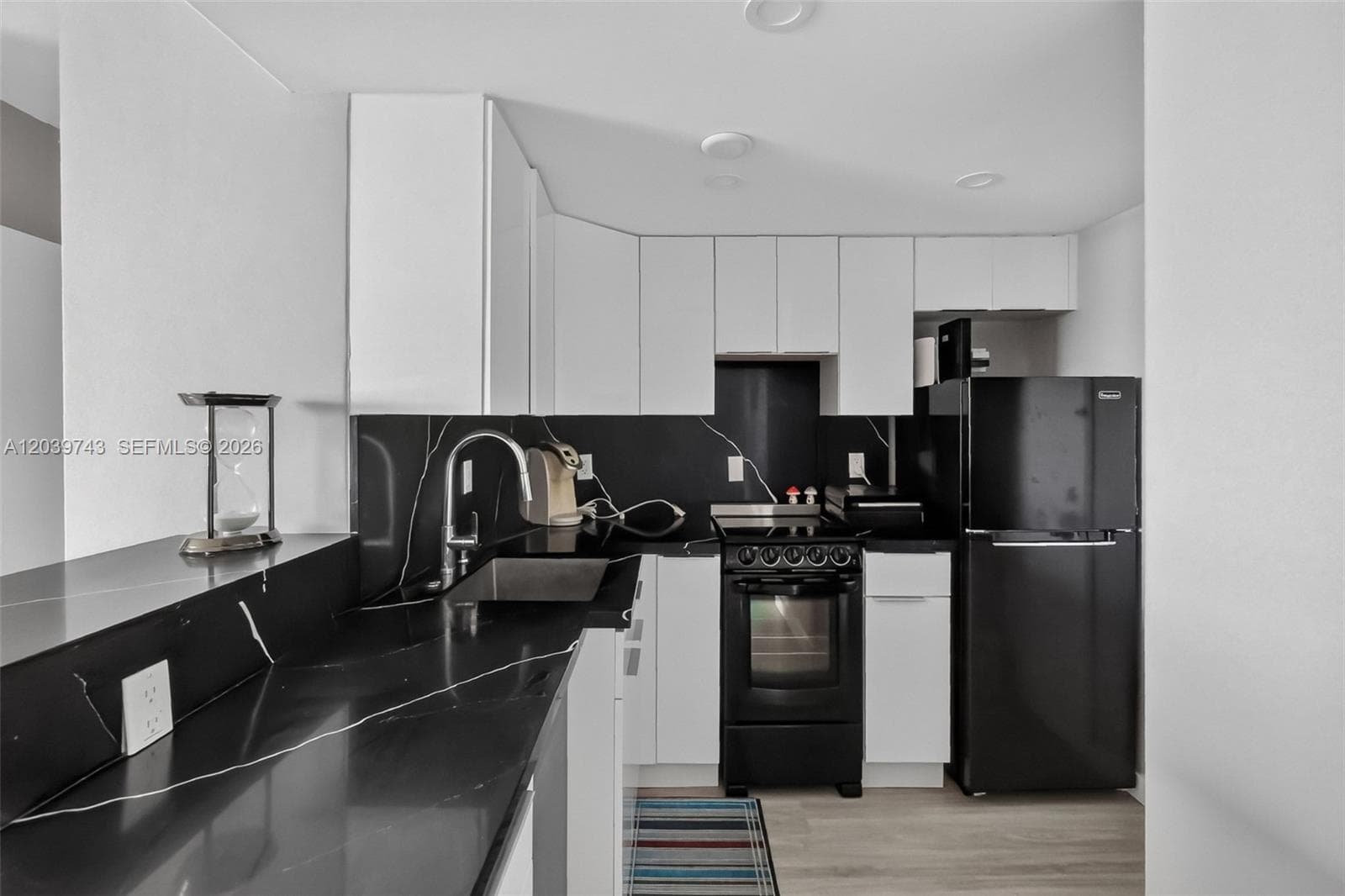 800 West Ave # 533, Miami Beach, FL 33139 photo 2