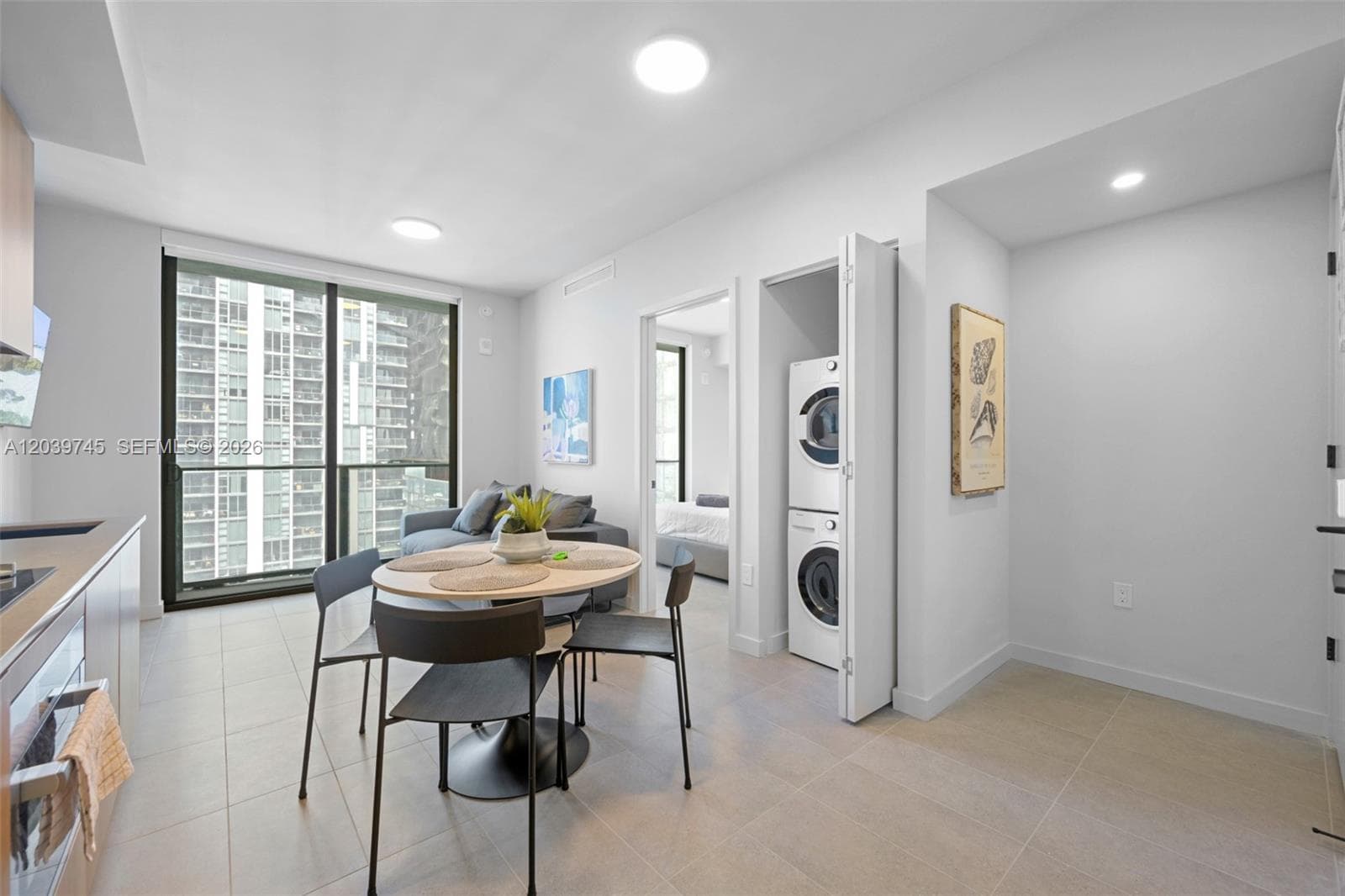 121 NE 5th St # 3006, Miami, FL 33132 photo 4