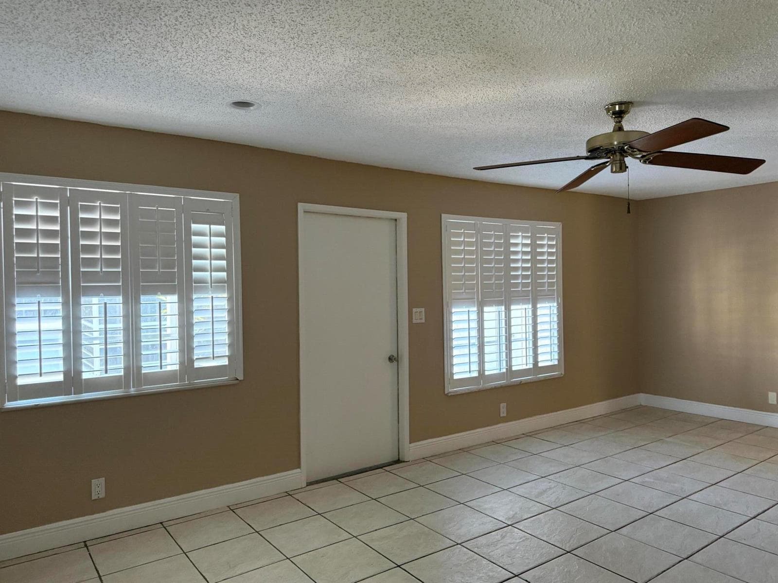 320 SE 10TH Avenue # C, Pompano Beach, FL 33060 photo 4