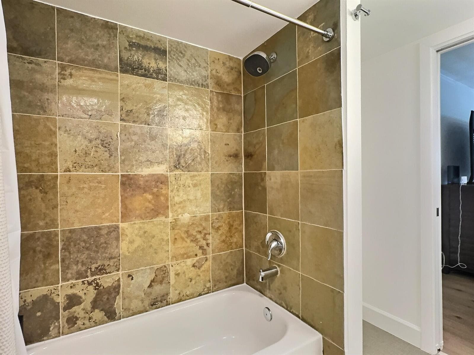 3017 N Oakland Forest Drive # 308, Oakland Park, FL 33309 photo 4