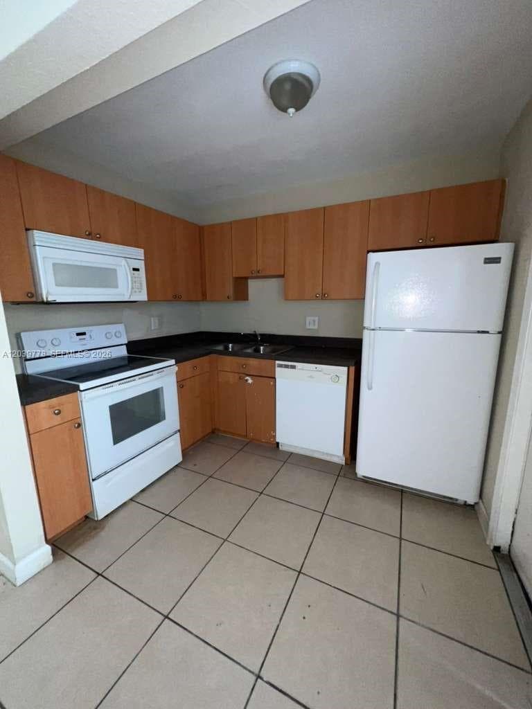 4625 NW 9th Dr # 4625, Plantation, FL 33317 photo 4