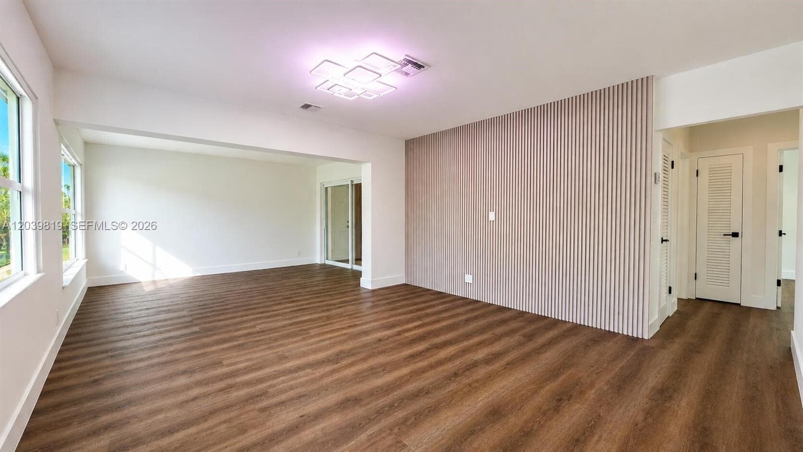1155 Hayes St, Hollywood, FL 33019 photo 4