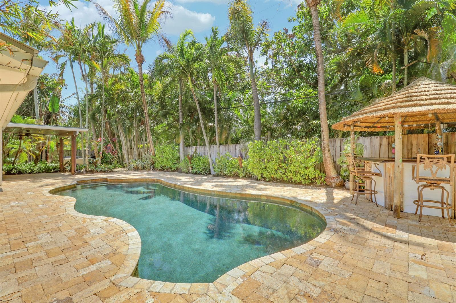 19931 Jasmine Drive, Jupiter, FL 33469 photo 2