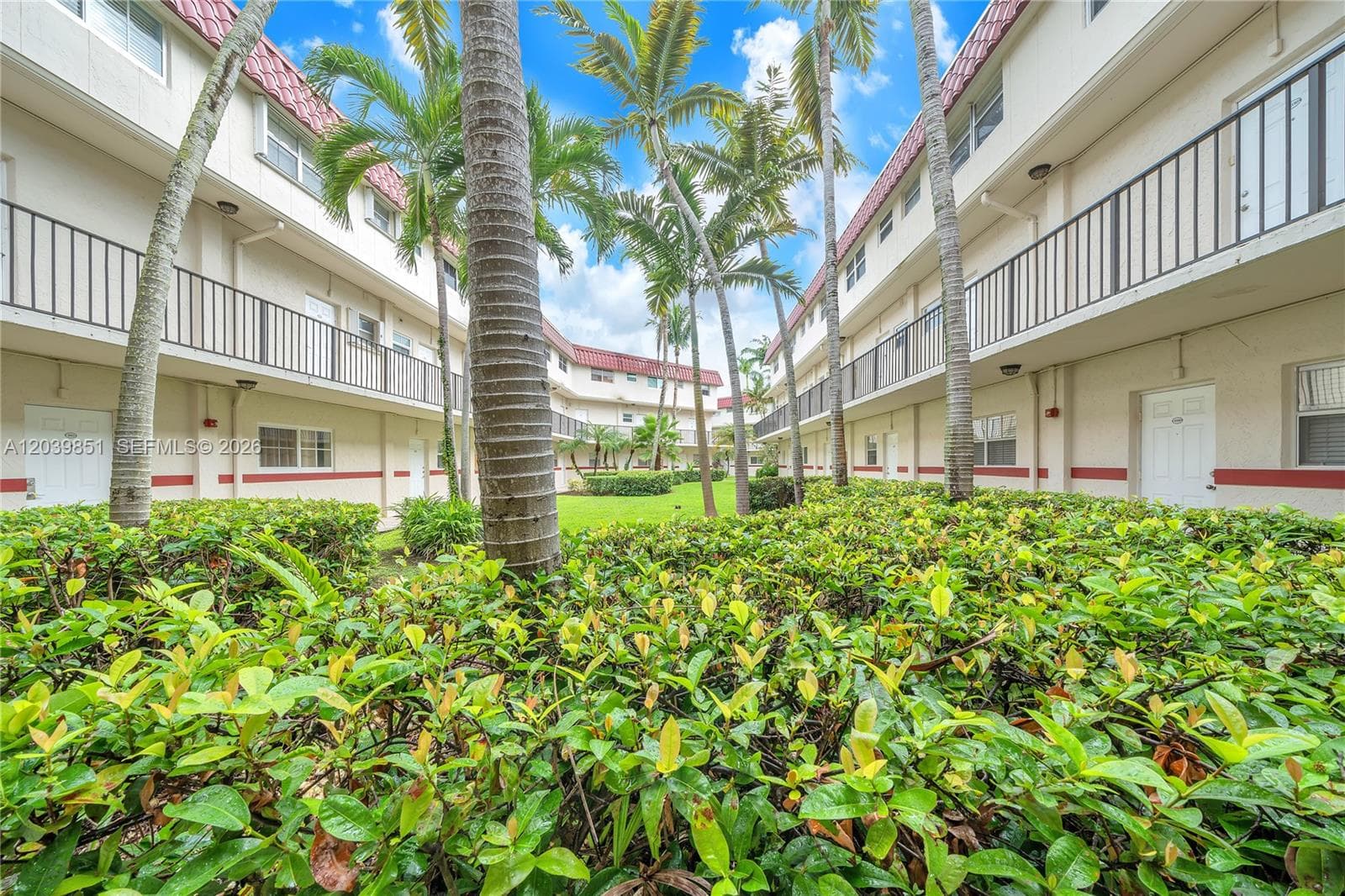 8650 SW 67th Ave # 1010, Pinecrest, FL 33156 photo 4