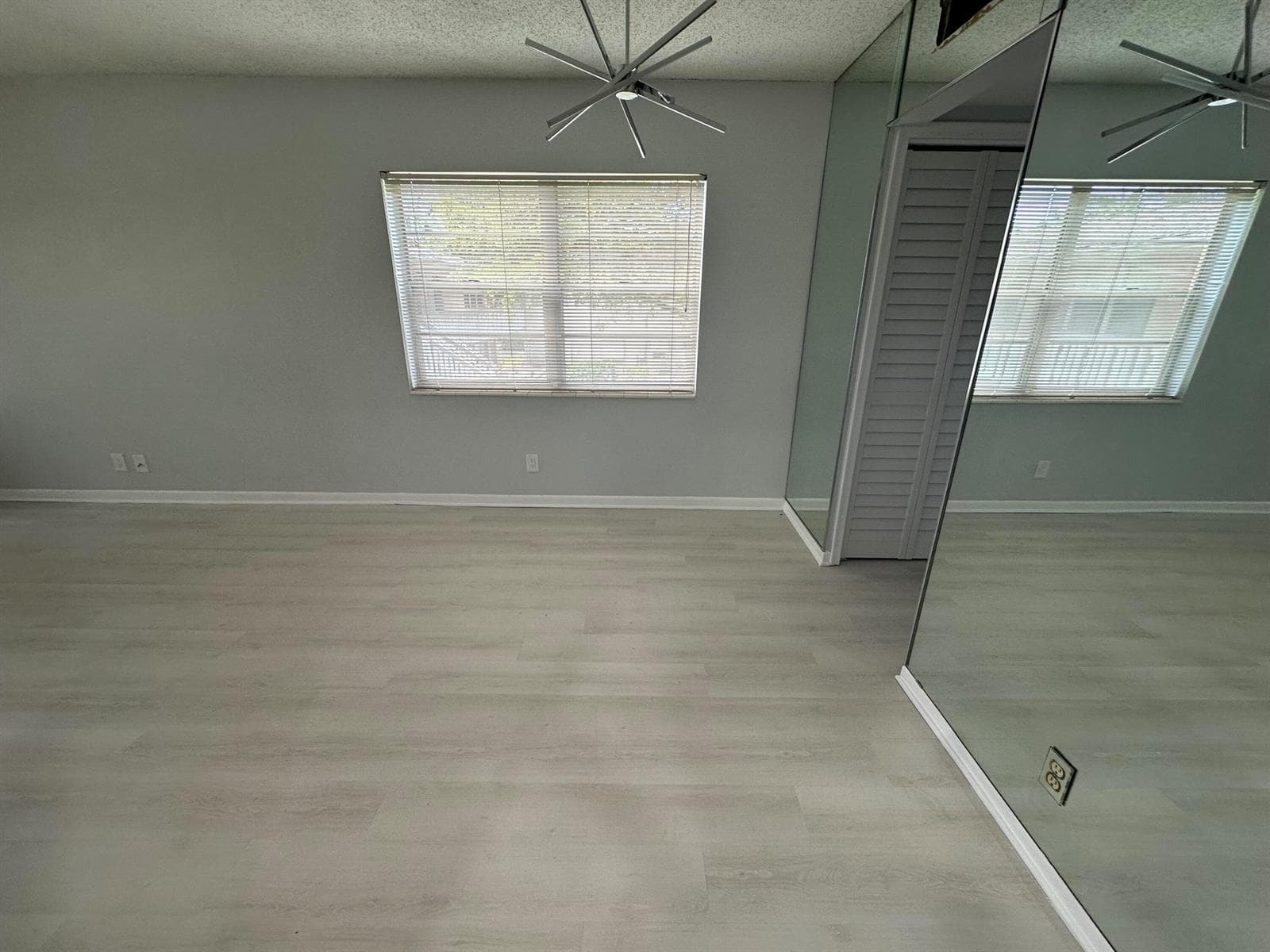 21 Salisbury A, West Palm Beach, FL 33417 photo 4