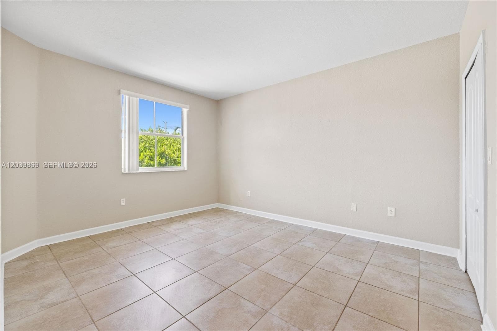1692 SE 29th Ct # 205, Homestead, FL 33035 photo 4