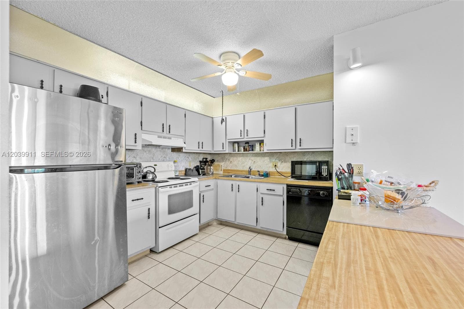 5839 La Pinata Blvd # C-2, Green Acres, FL 33463 photo 4