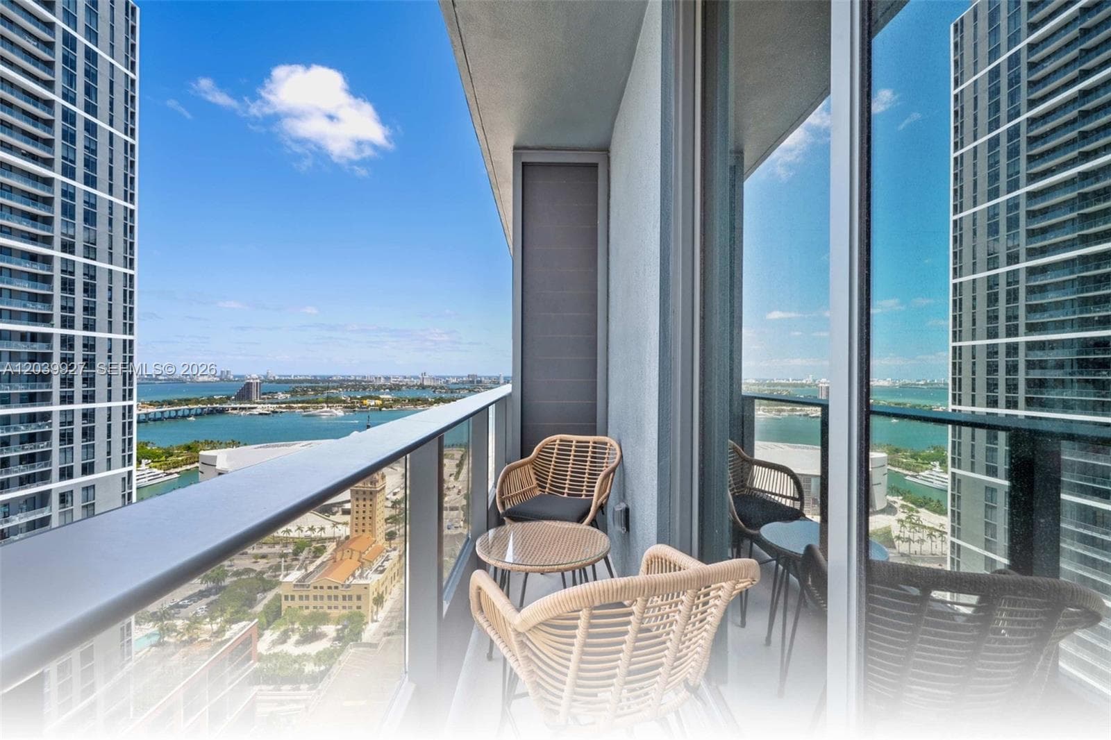 121 NE 5th St # 3200, Miami, FL 33132 photo 2